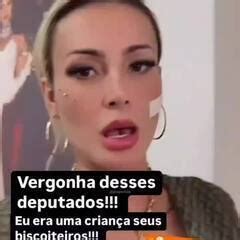 Andressa Urach se manifesta após ser indiciada por apologia a。